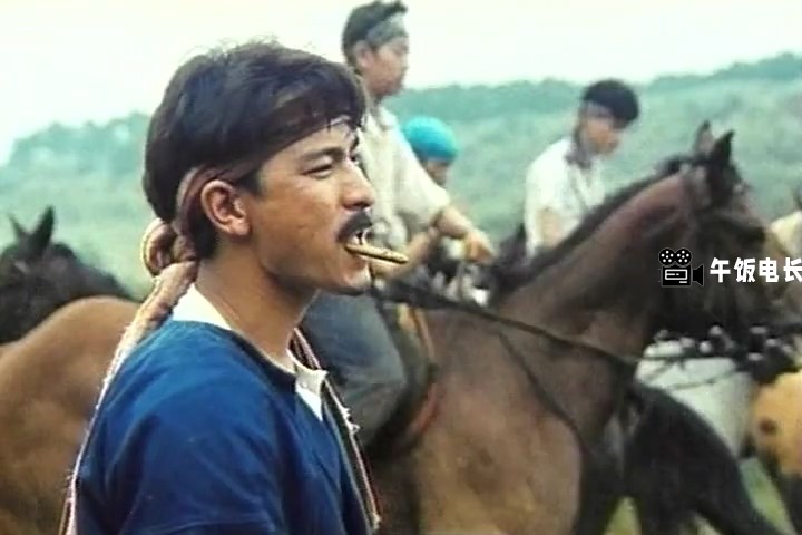 异域A Home Too Far.1990.DVDRip.720x480.X264.AAC-国语中字.mkv_20240607_214508.886.jpg